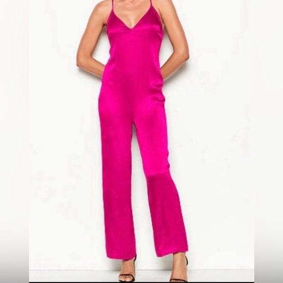 Victoria Secret V Neck Silky Cross Spaghetti Strap Jumpsuit, Womens Size M - Picture 1 of 10